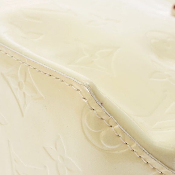 LOUIS VUITTON Reade PM Vernis Leather Handbag - Picture 9 of 12